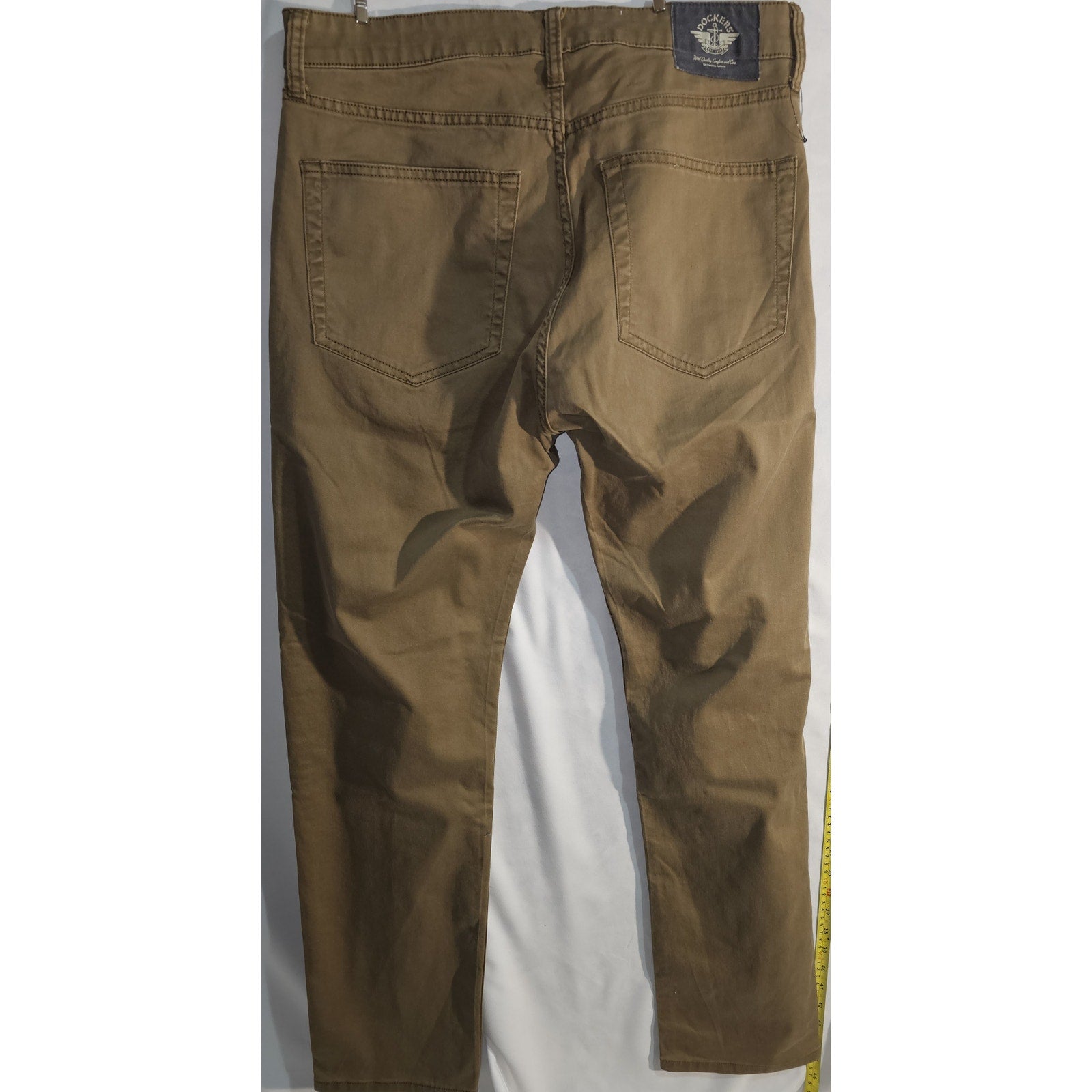 Dockers Jean Cut Khaki All Seasons Tech Mens Comfort Waistband Straight Fit Flat Front Pant