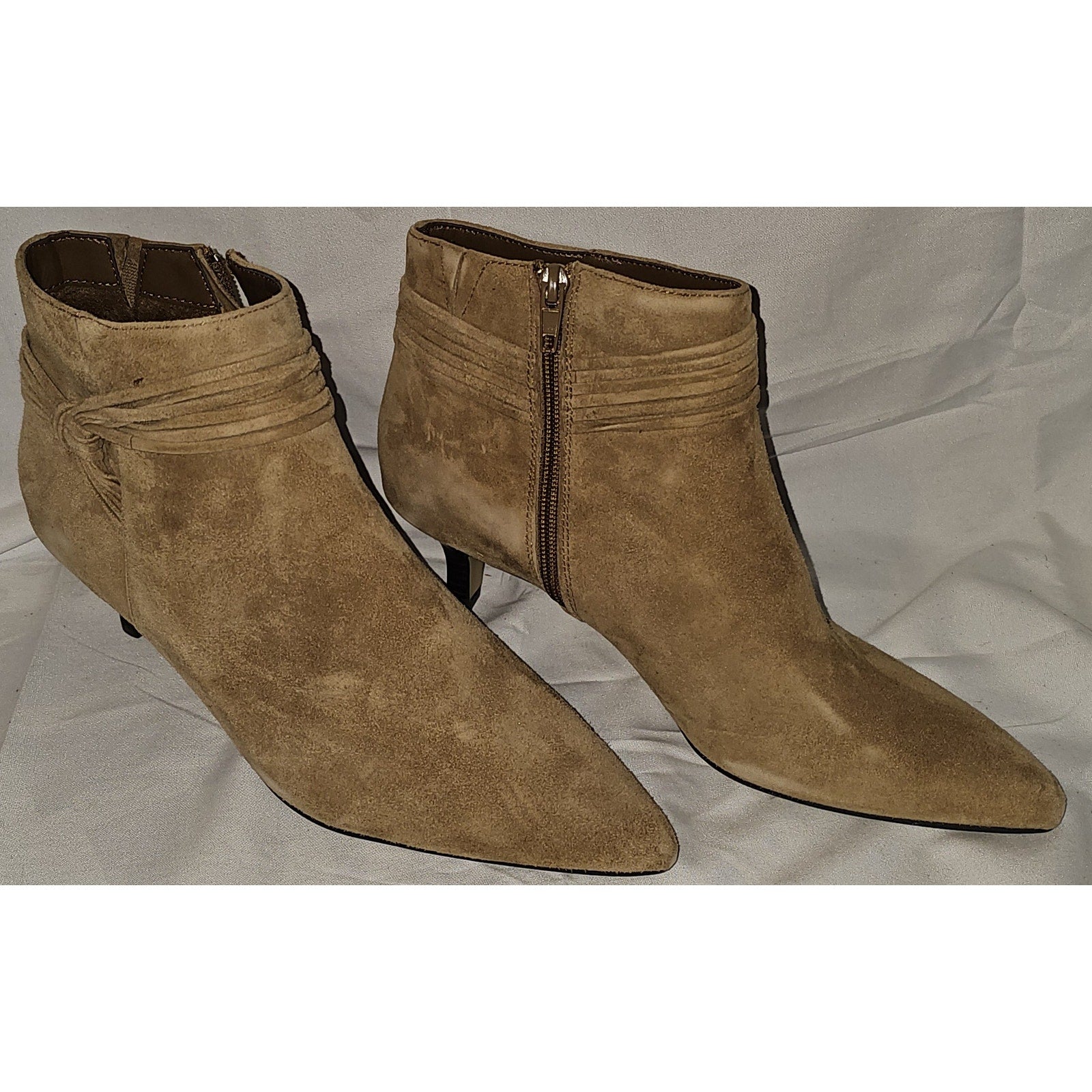 Bella Vita Women's Jani Ankle Booties