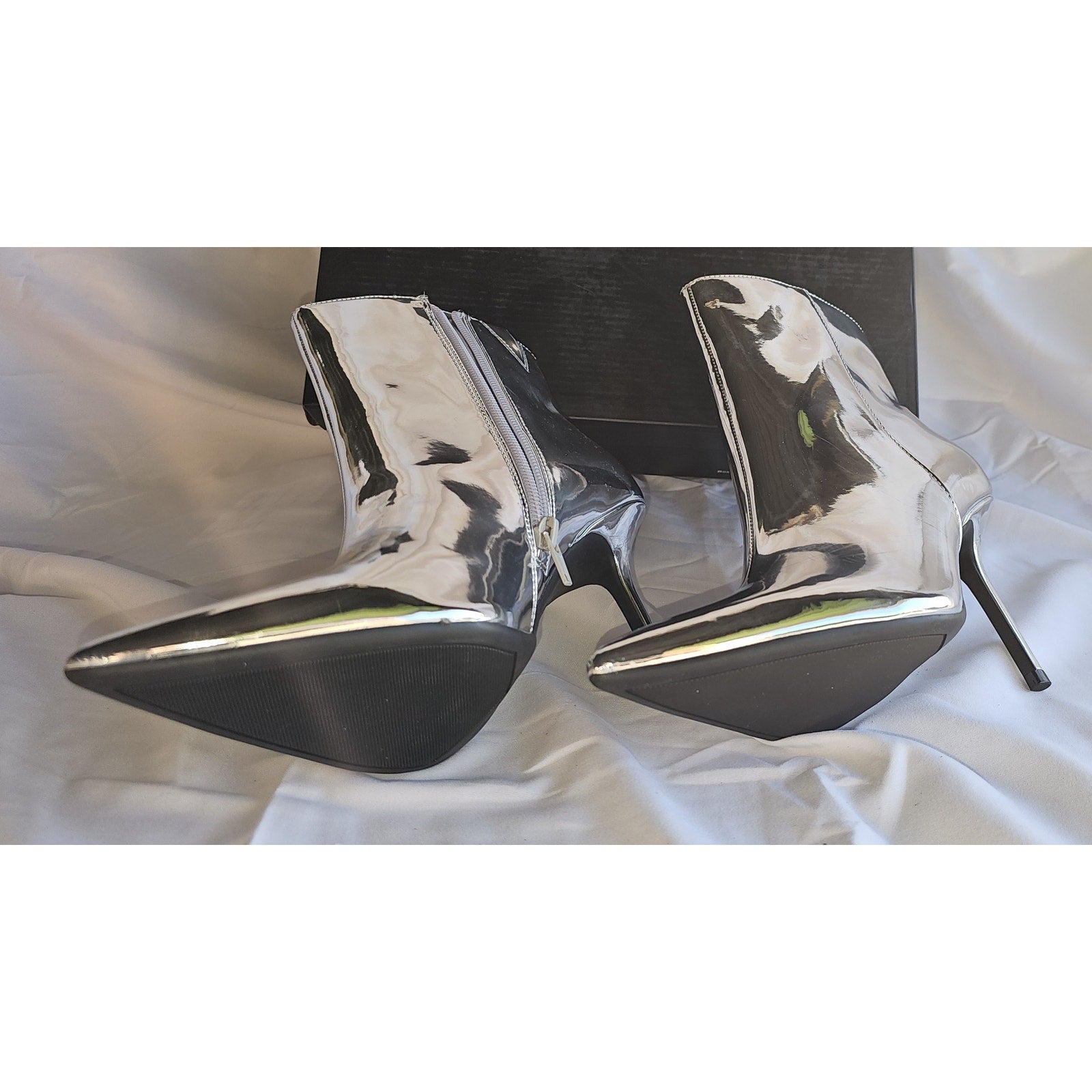 I.N.C. International Concepts Women's Holand Pointed-Toe Dress Booties