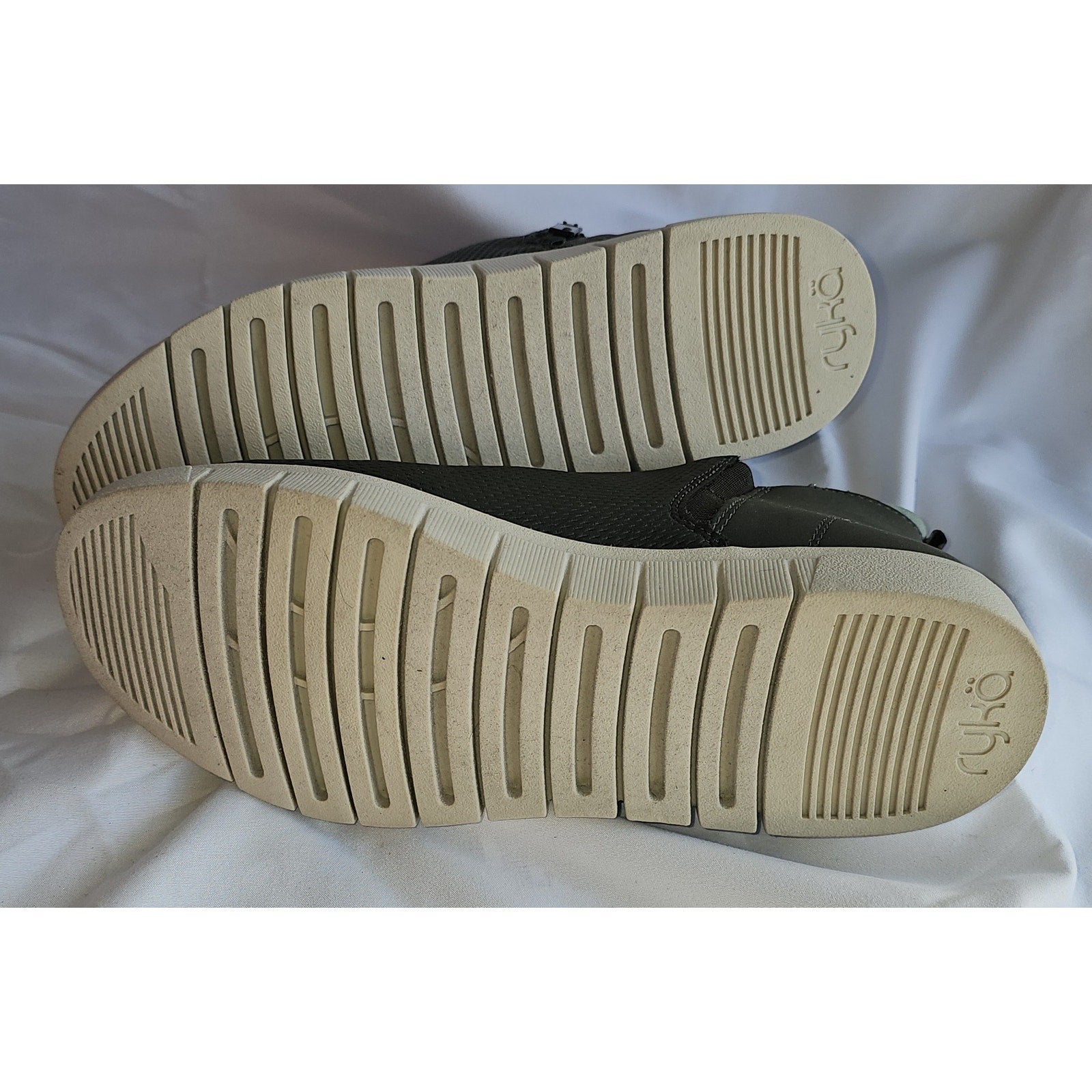 Ryka Women's Hensley 2 Sneaker Booties