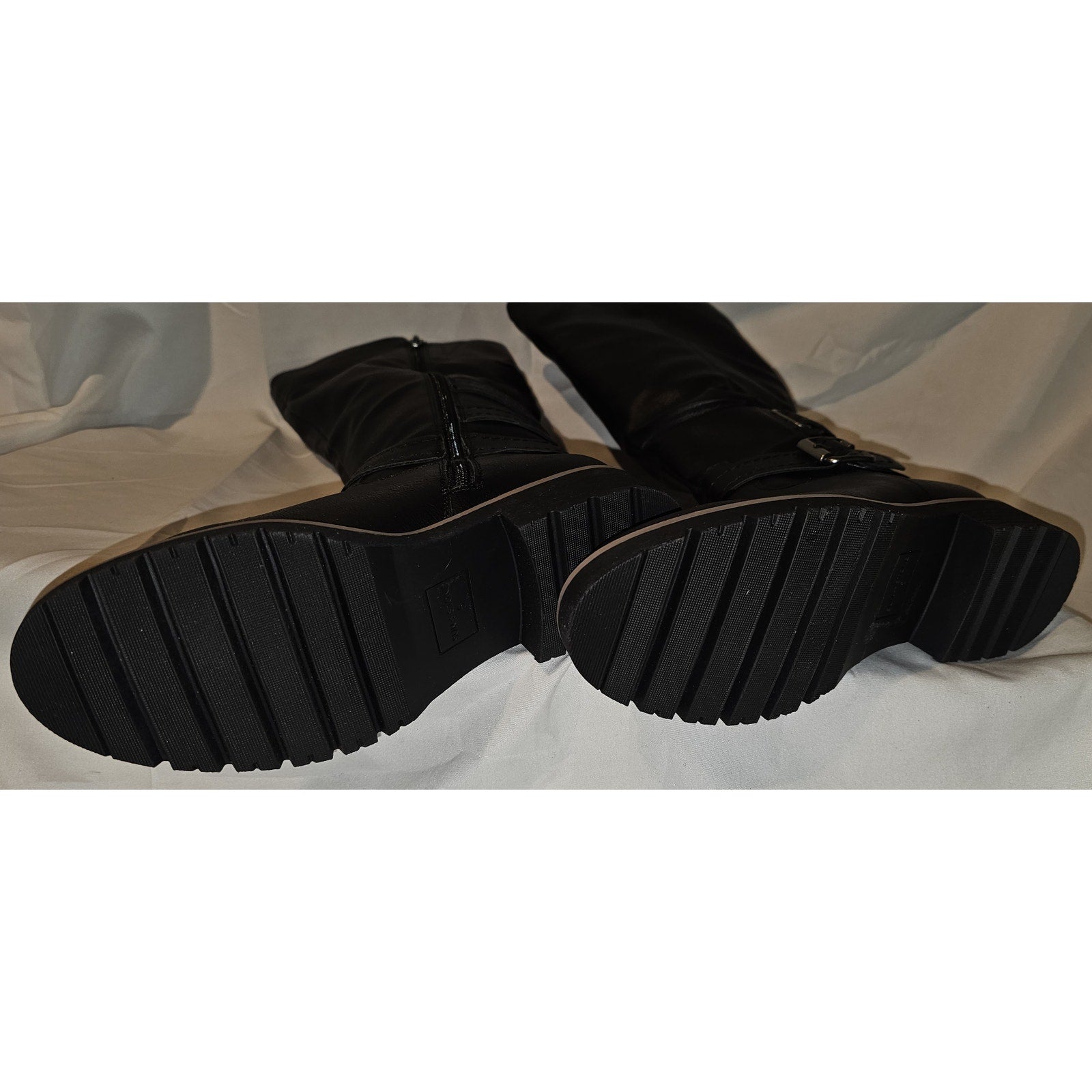 Sun + Stone Women's Blakelyy Buckled Riding Boots