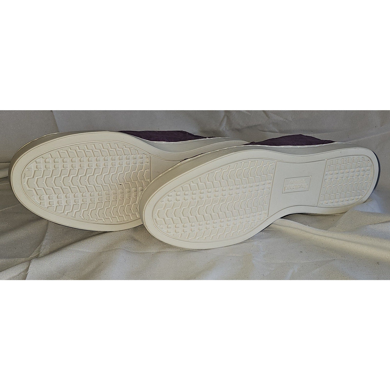 Unstitched Next Day Low Women's Sneaker - Comfortable, Versatile Footwear for Daily Wear