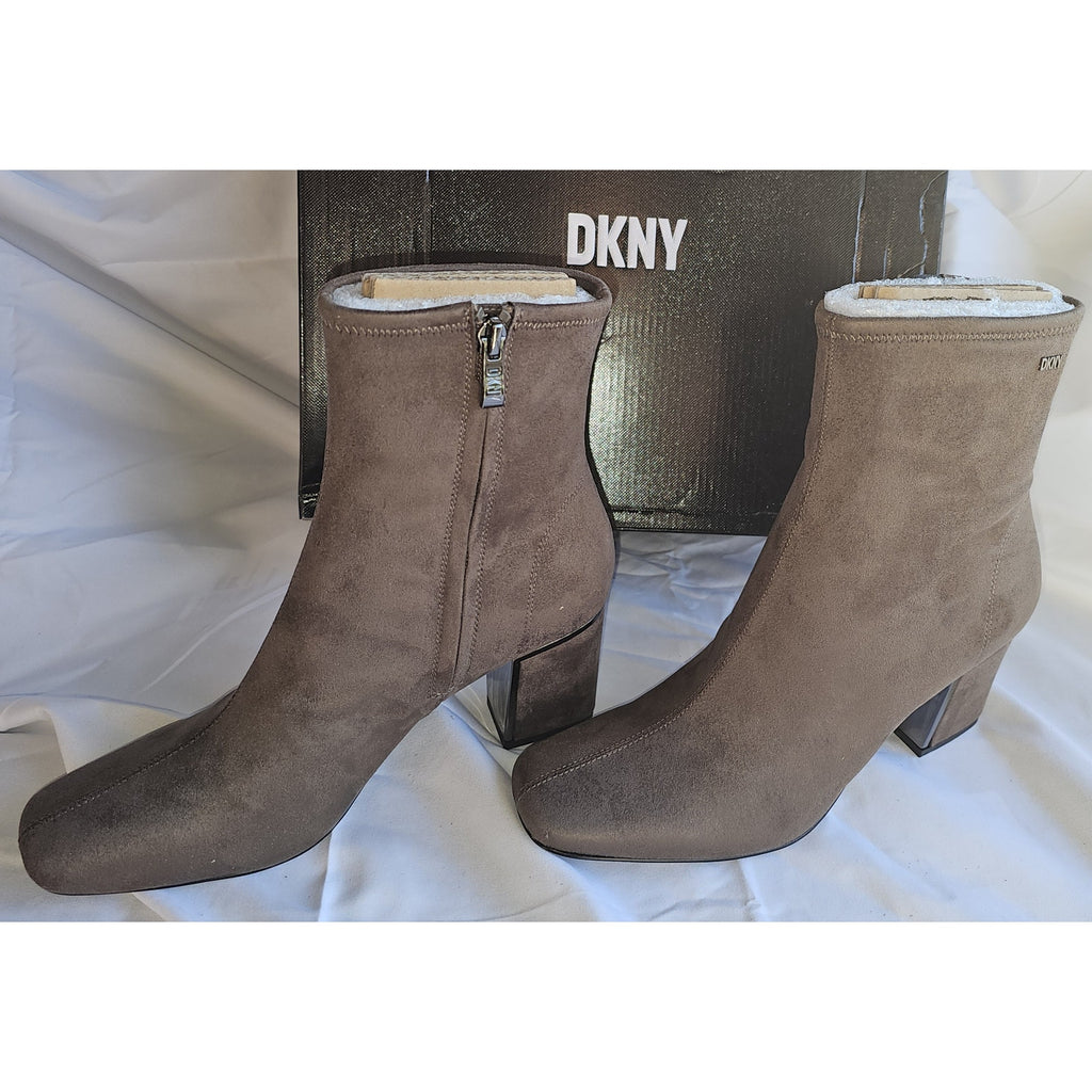 DKNY Women's Cavale Stretch Booties - Mushroom