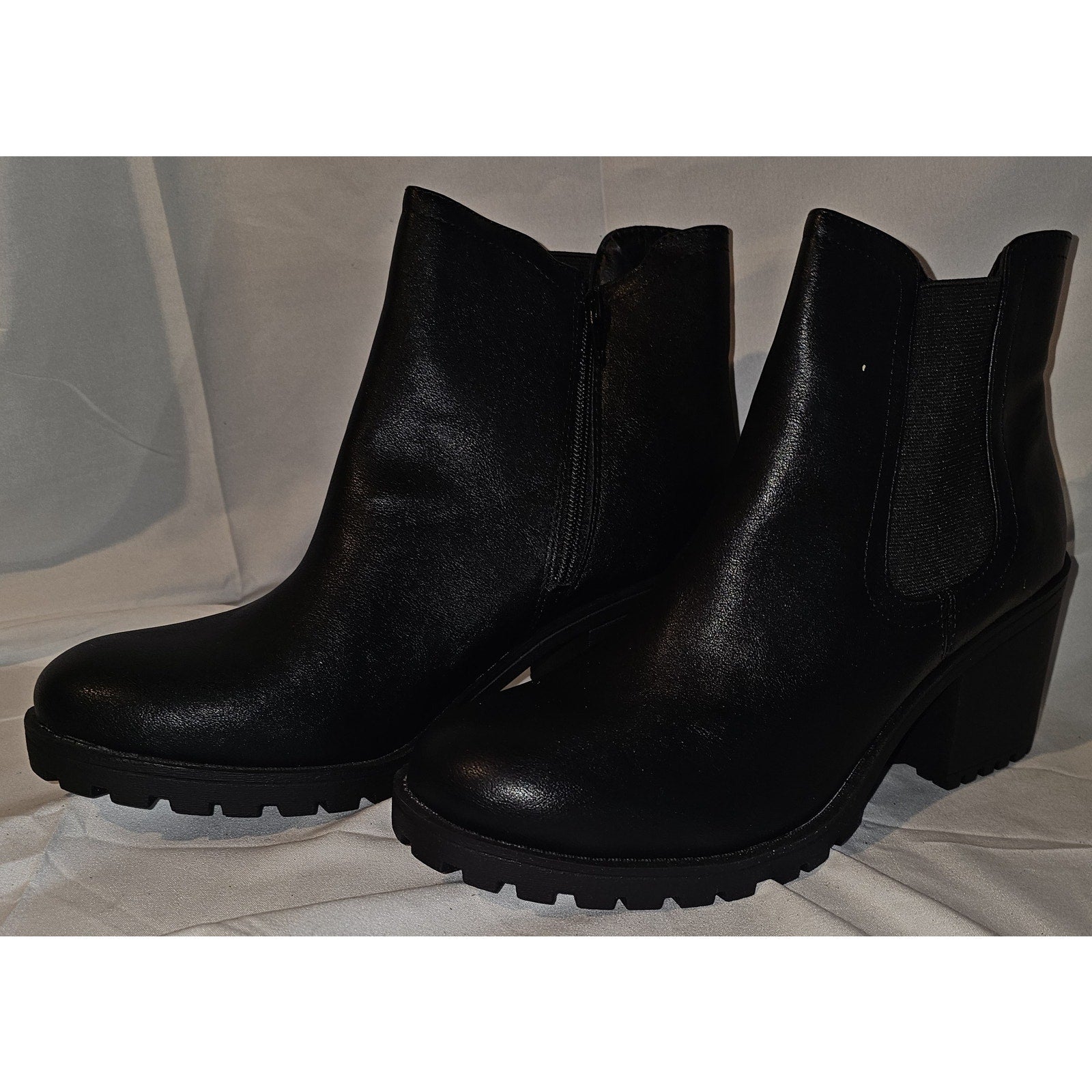 Sun + Stone Women's Morghan Lug Sole Block-Heel Booties