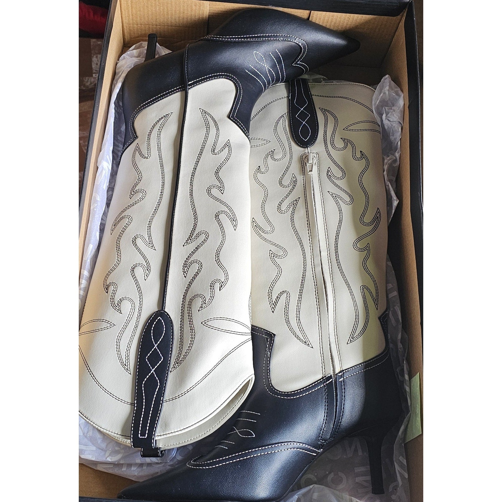 I.N.C Women's Hayleigh Mid-Heel Cowboy Boots 6m