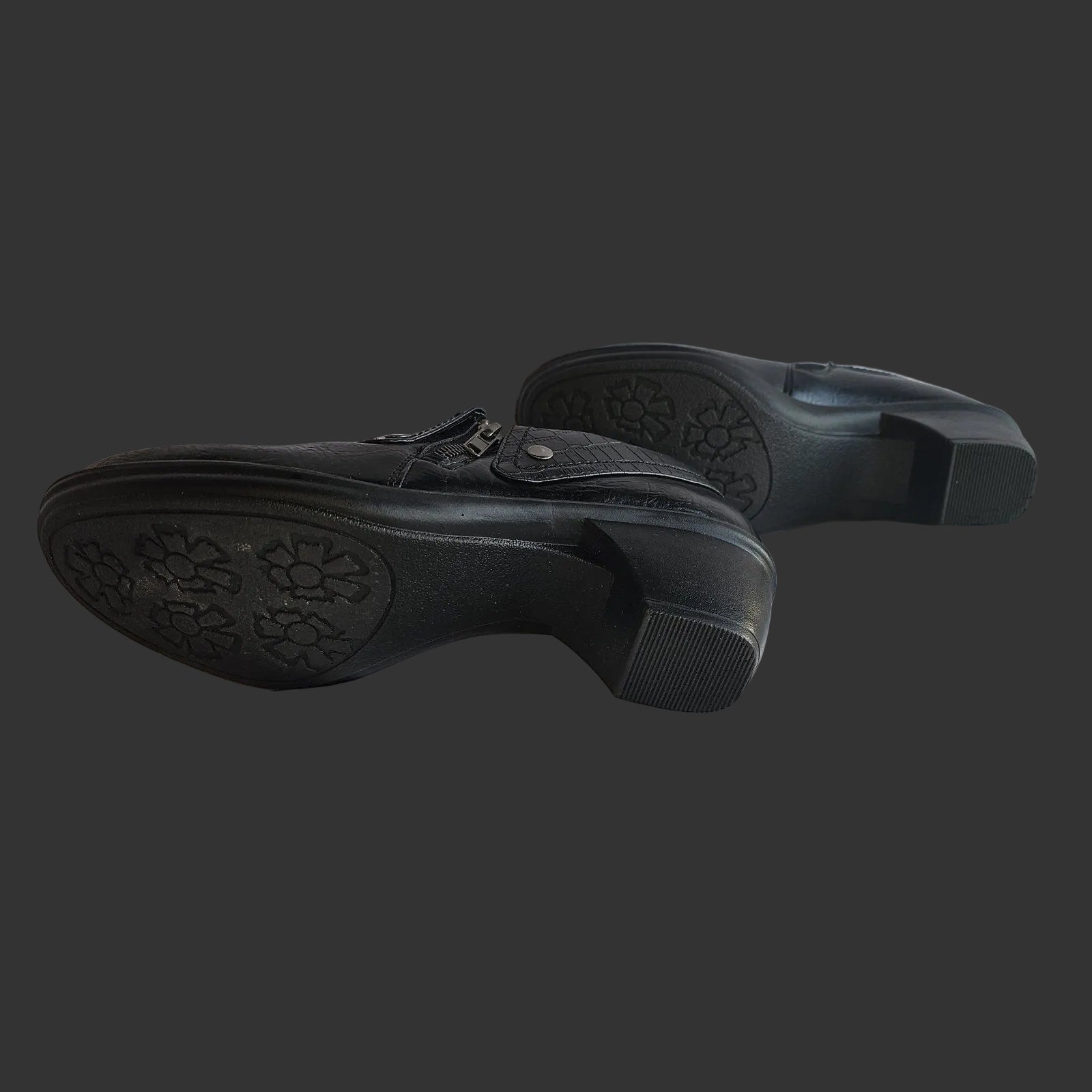 Easy Street Darcy Shooties For Comfort