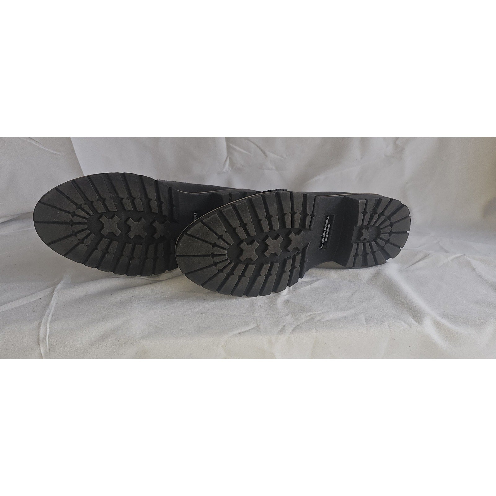 DV By Dolce Vita Lug Loafer Shoes for Women - Black Leather, Comfortable Slip-On Style, New in Box